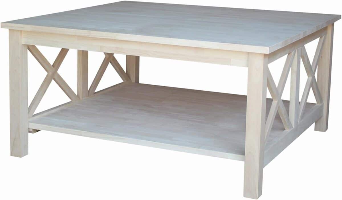 Avis sur la table basse carrée brute International Concepts Hampton