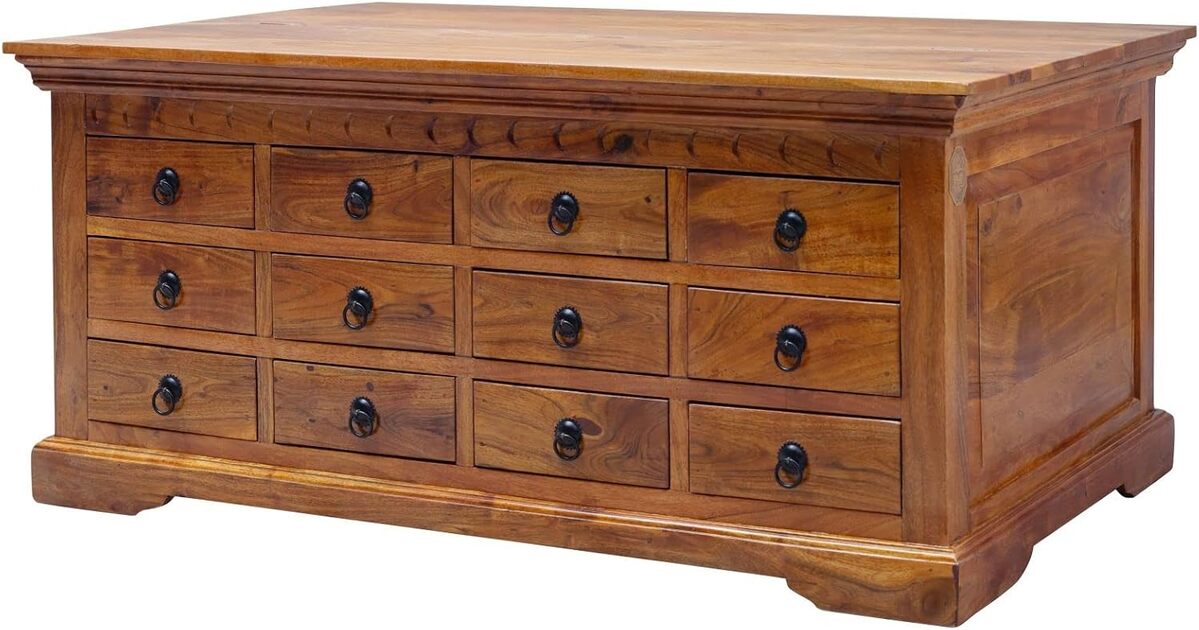 Test de la table basse Oxford MASSIVMOEBEL24.DE : design en bois massif d'acacia laqué