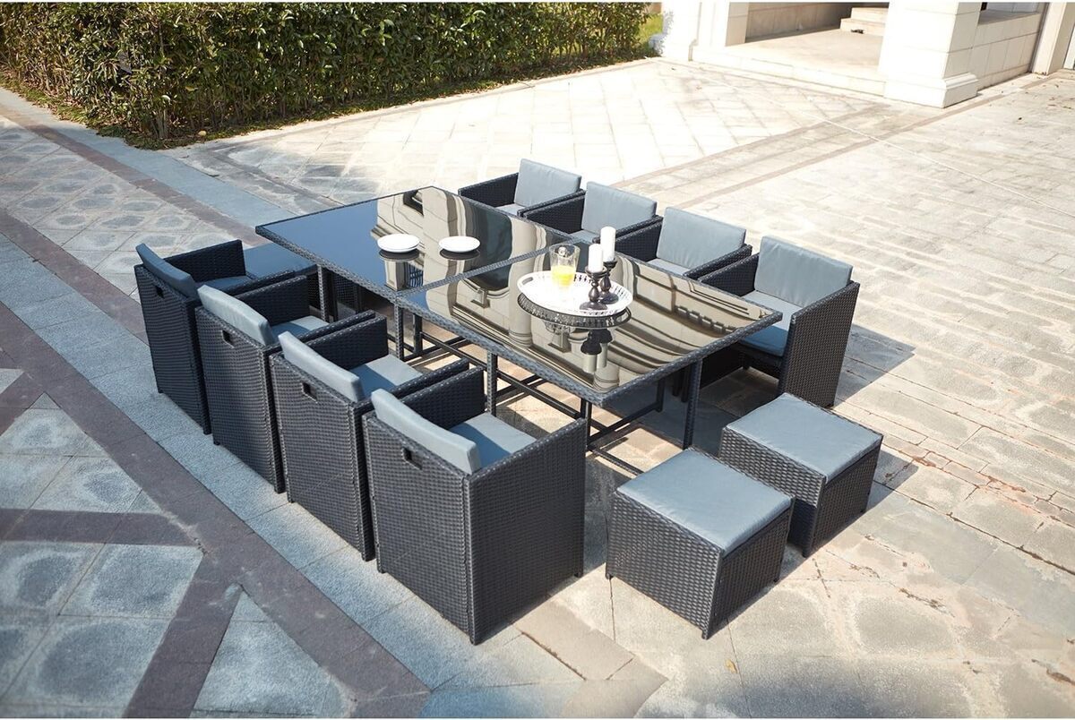Test : salon de jardin Miami 12 personnes en résine tressée de Concept Usine