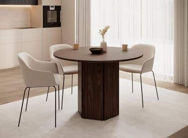 Découvrez notre test complet de la table ronde Selsey Wisconsin Hexa 110 cm : dimensions, design, qualité et prix pour bien choisir votre table de salle à manger. 