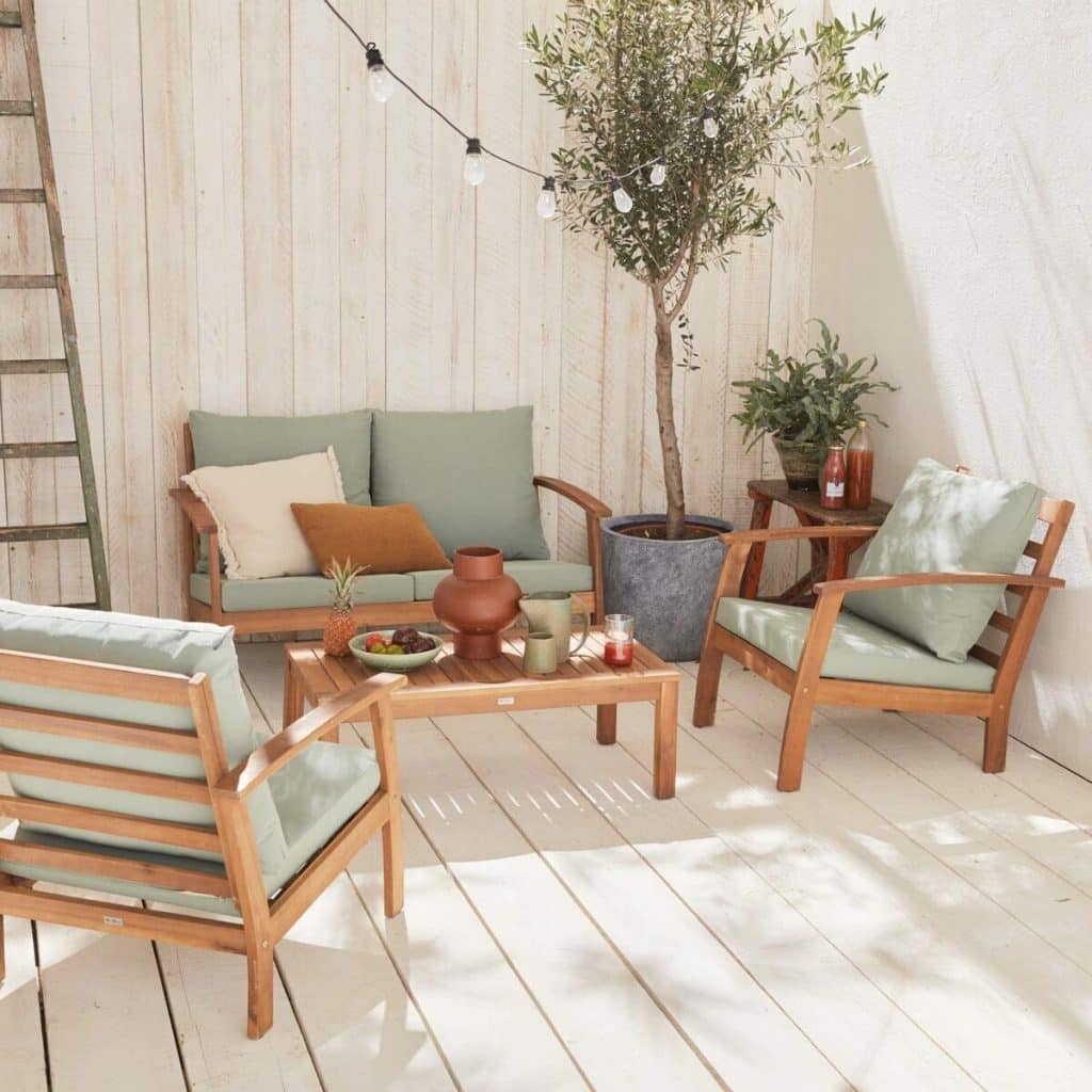 Test du salon de jardin Ushuaïa d'Alice's Garden : design élégant en bois d'acacia