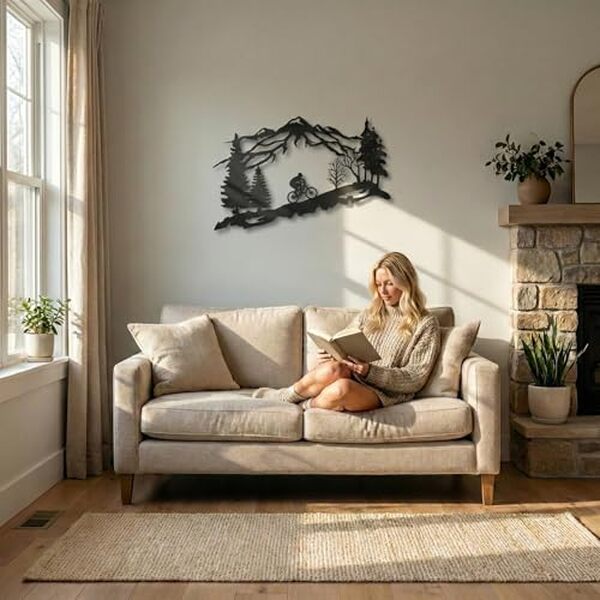 Découvrez notre avis complet sur la décoration murale Décadron arbre de montagne et cycliste : design, qualité et style pour votre intérieur.